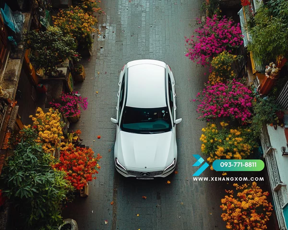 Hình ảnh Bảng Giá Thuê Xe Tự Lái Tết 2026