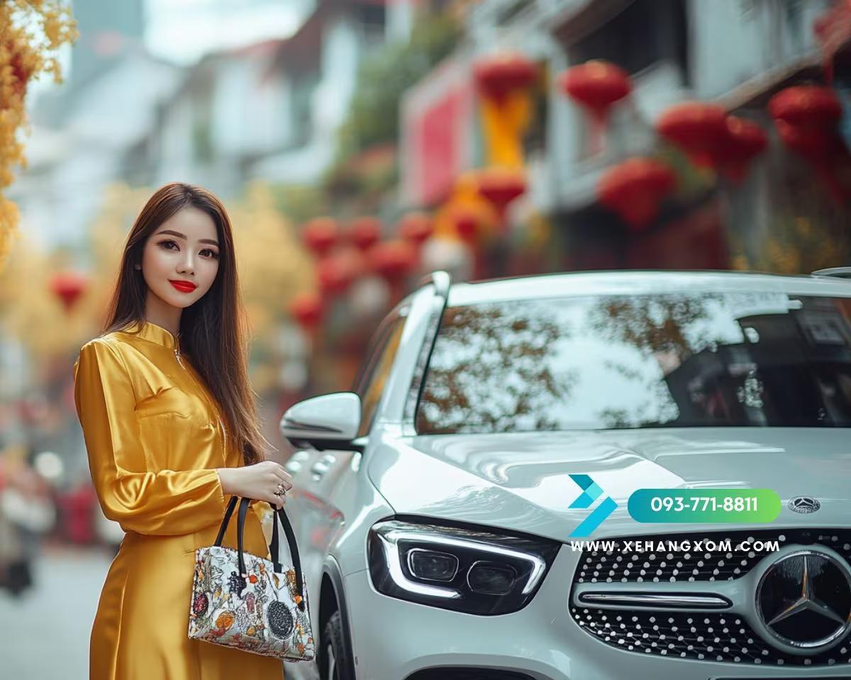 Hình ảnh khách hàng hài lòng Thuê Xe Tự Lái Tết