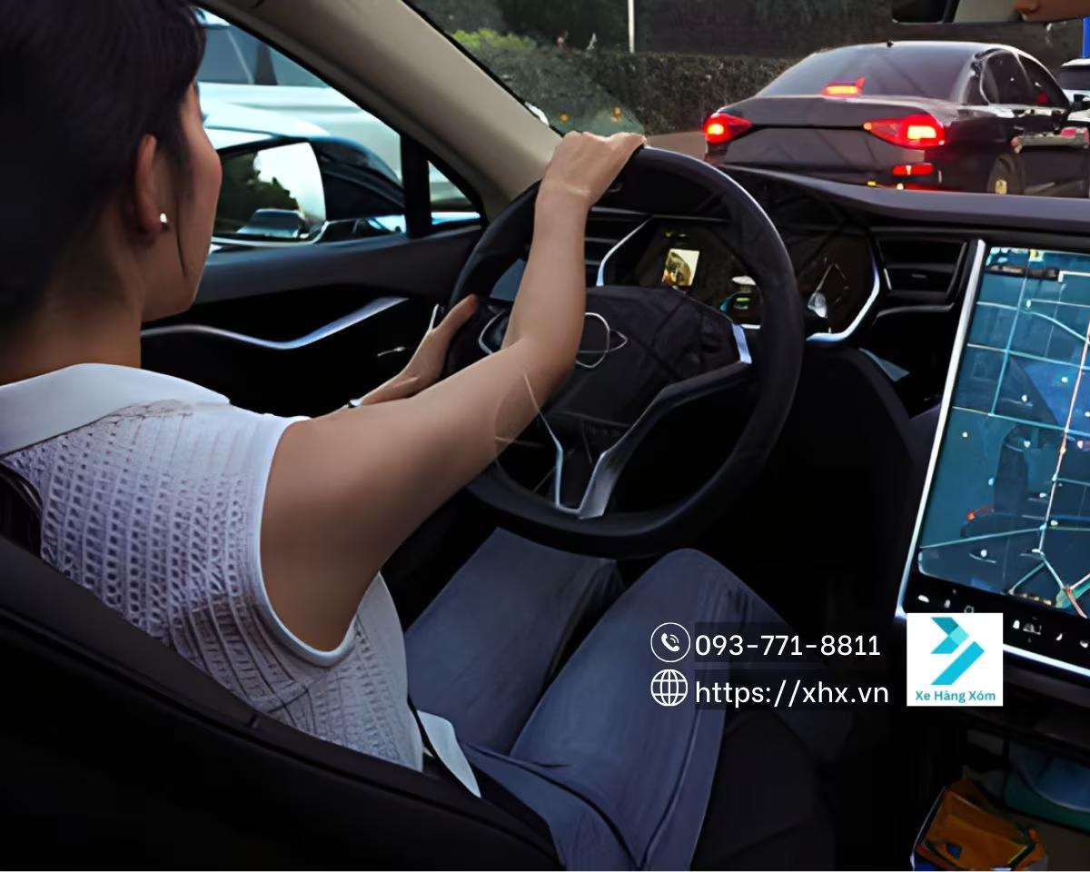 Tận Dụng Công Nghệ Hỗ Trợ Khi Lái Xe Ô Tô