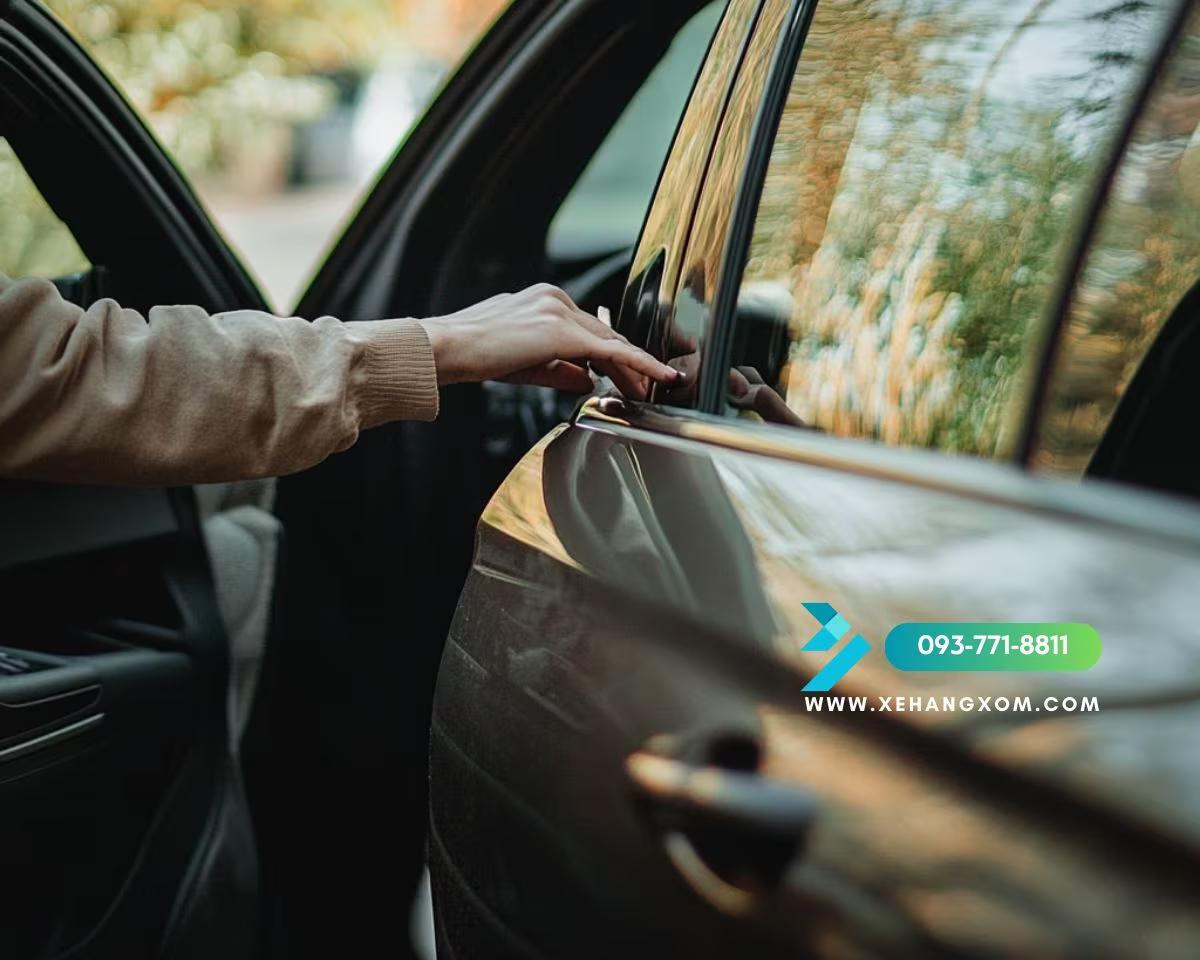 Thuê Xe Tự Lái Tết 2025 Xe Hàng Xóm Hình ảnh Thuê Xe Tự Lái Tết 2025 Xe Hàng Xóm